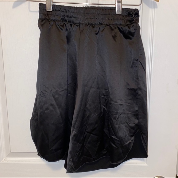 NWT Zara Silky Shorts - Picture 2 of 3